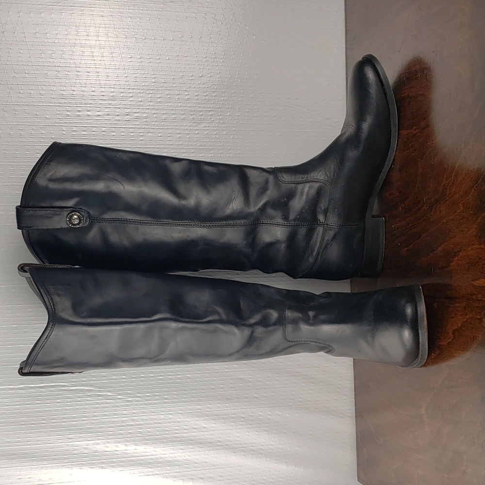 Frye Size 9 Pull On Black Boots - Picture 1 of 5